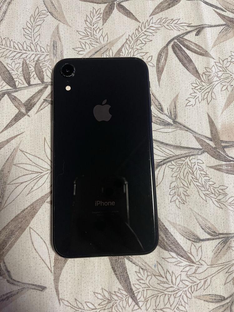 Iphone XR 64 GB.
