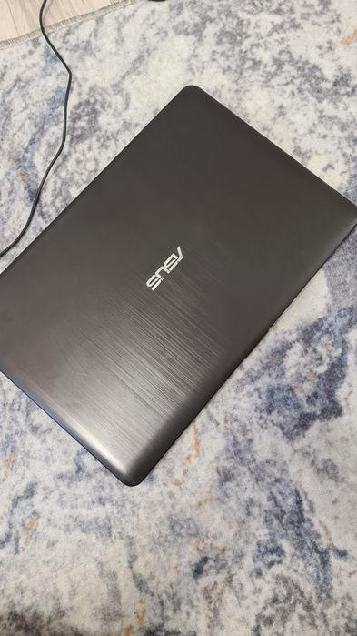 Ноутбук Асус i5 7200u, 8озу, 1tb, 256ssd