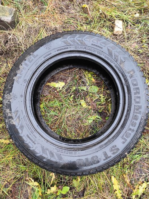 Продам зимнюю шину