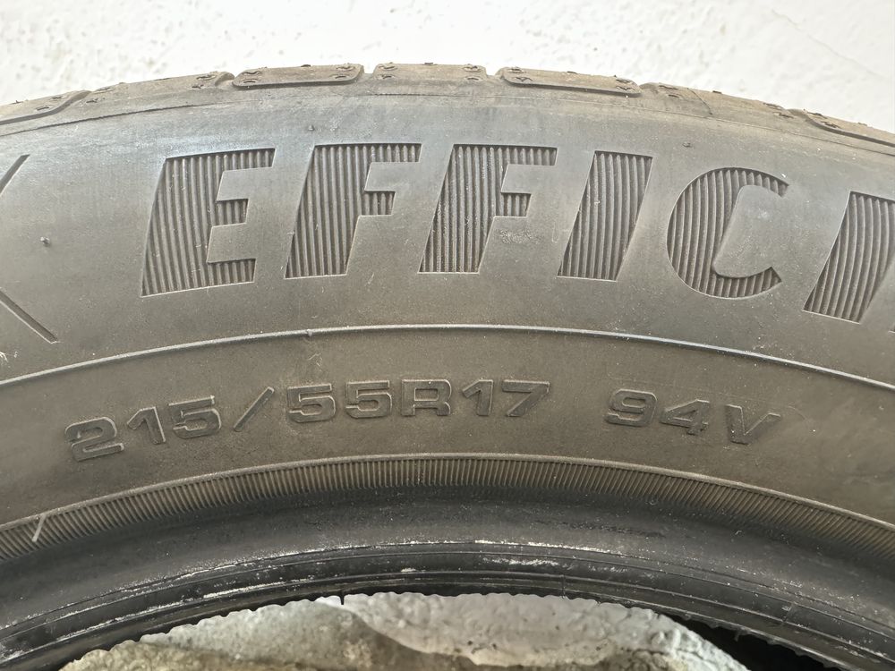 Автомобилни гуми 215 55 17 Goodyear