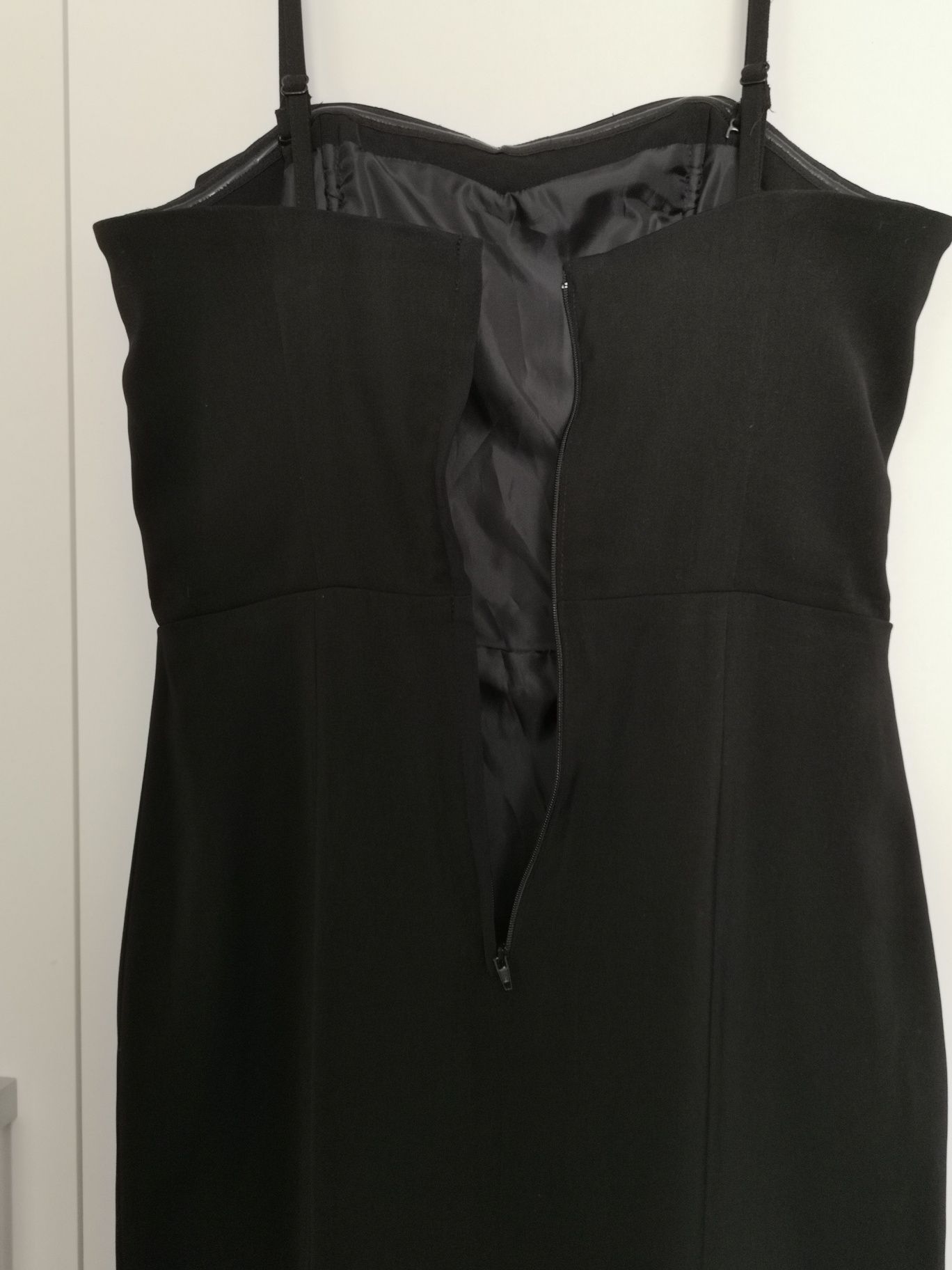 Rochie de ocazie, neagra, cu crăpătura, 36, H&M