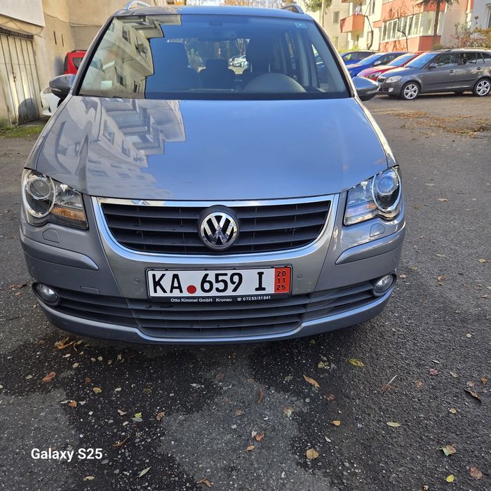 Vând WV Turan 1,4 TSI  Benzina