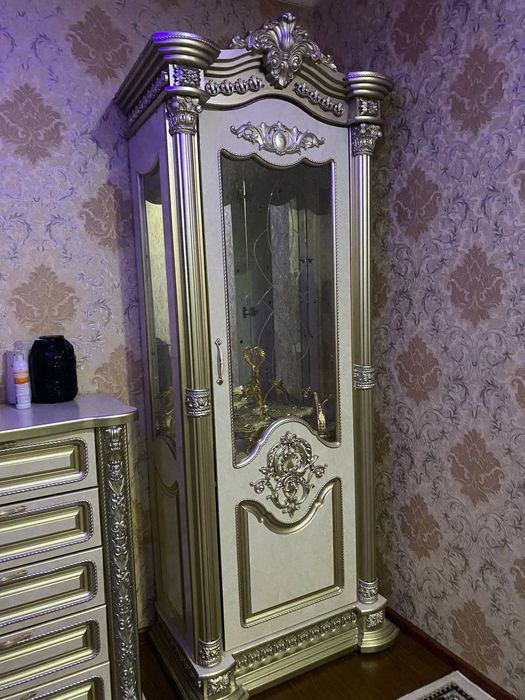 Penal kompd, Stol stul, Spalni komplekt srochno sotiladi yaxshi holat