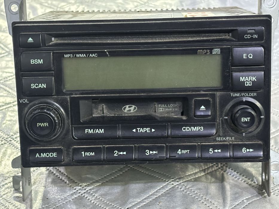 Radio CD player hyundai tucson 2004-2010 cod E3k5900217