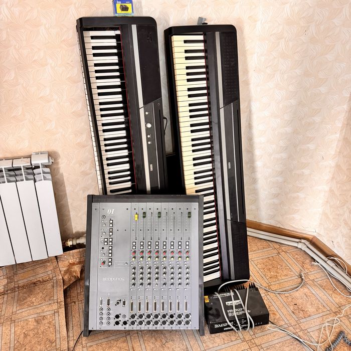 Korg Sp170 2шт и микшер Soundcraft