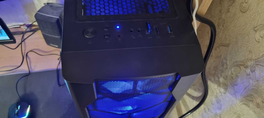 Продается 6 ядерный игровой компьютер с 27 монитором