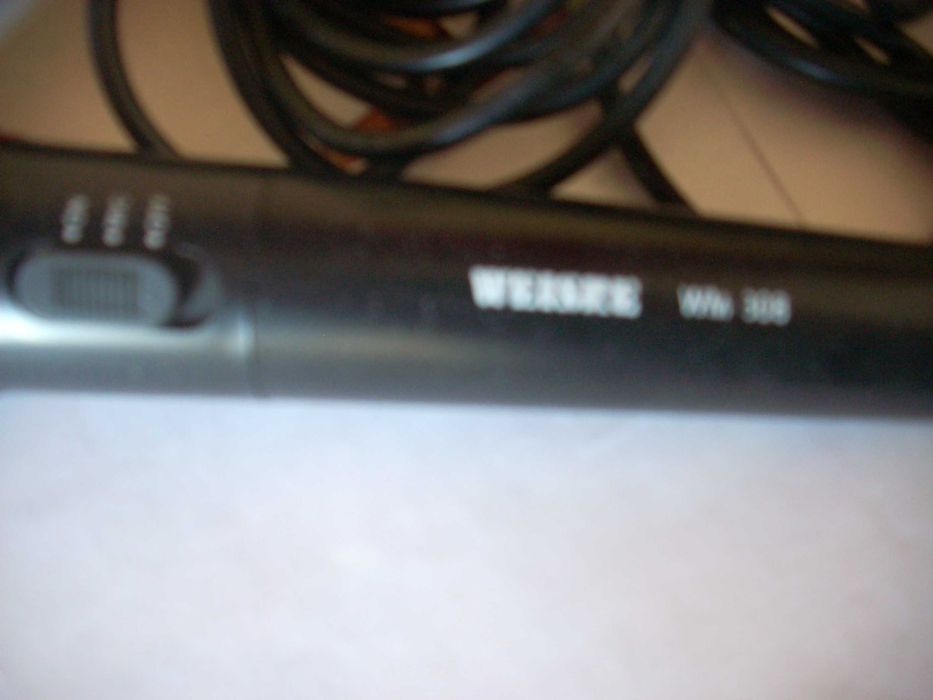 microfoane Karaoke sau jocuri Ps4,Ps3 si casete video mici 16 mm