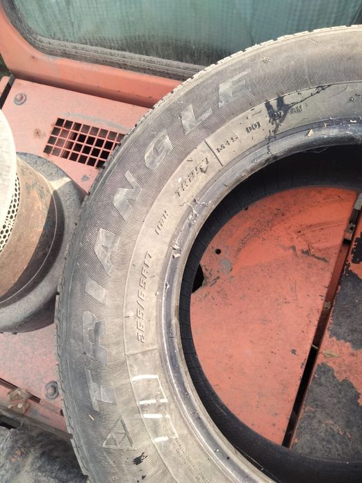 Продам шины всесезонные.