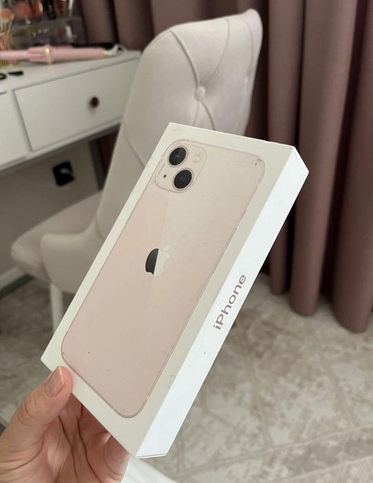 Айфон 13 память 256 в одних руках