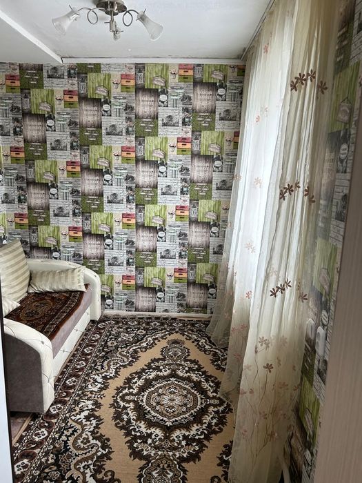 Продам 2-х комнатную квартиру в Аксу в хорошем районе