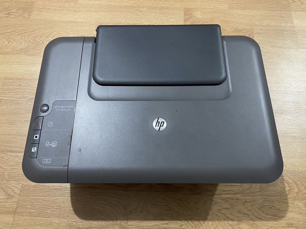 Imprimanta HP Deskjet J410 All in One