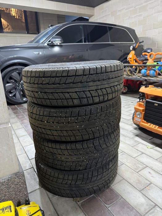 Продаются шины зимние
