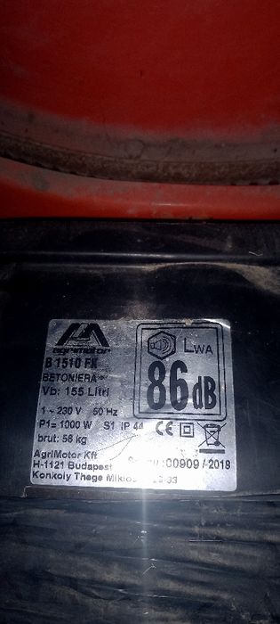 Vand betoniera 155l cu coroana de fonta