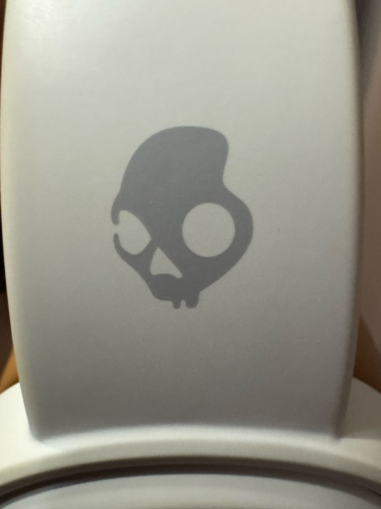SkullCandy Crusher Wireless Bluetooth слушалки
