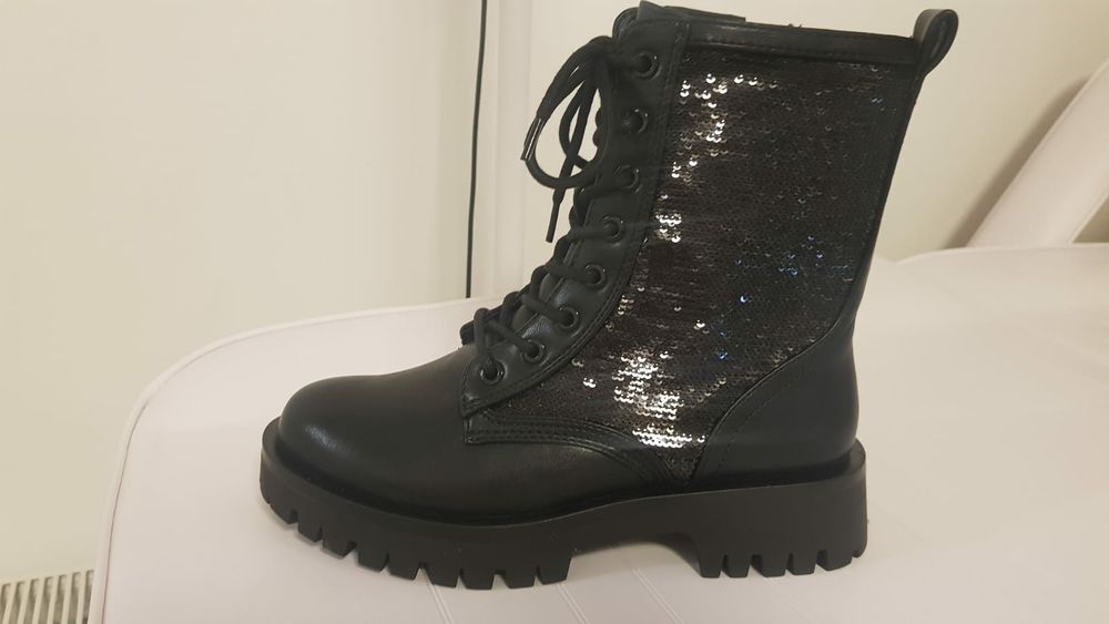 Vand adidasi arch marimea 38