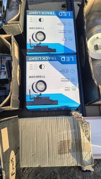 LED прожектор 30W