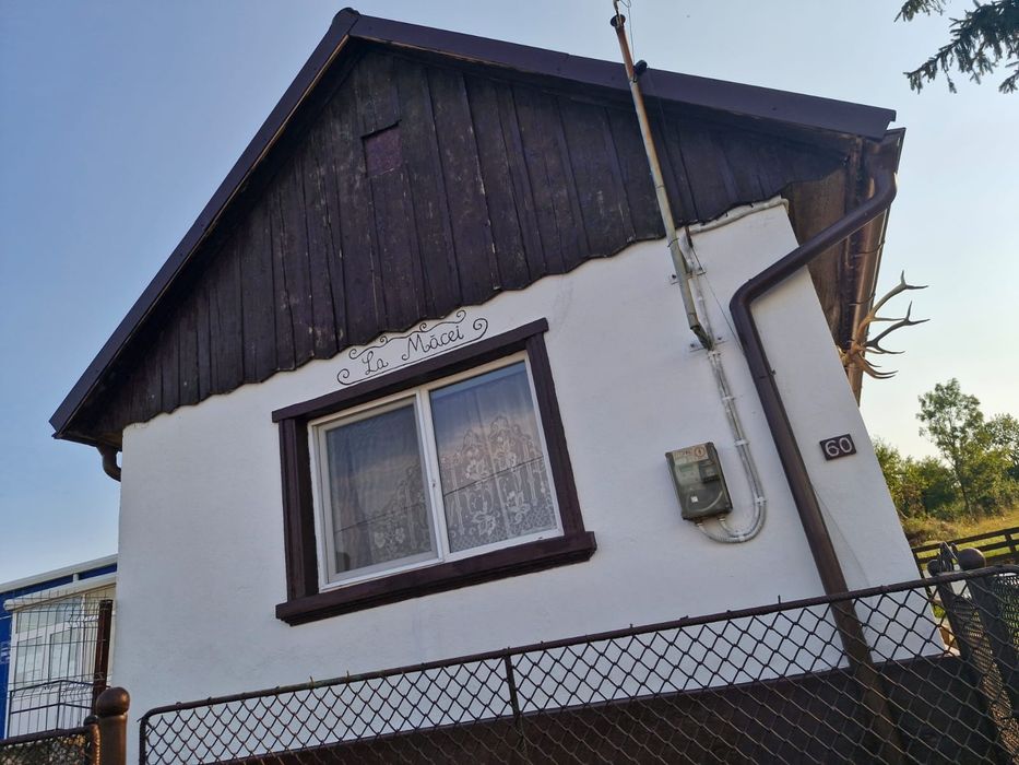 Inchiriez casa in comuna Carbunari,sat Stinapari