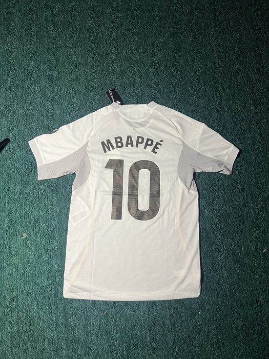 Тениска Real Madrid 25/26 Mbappe