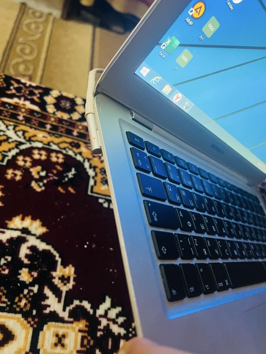 Macbook air 2010 года