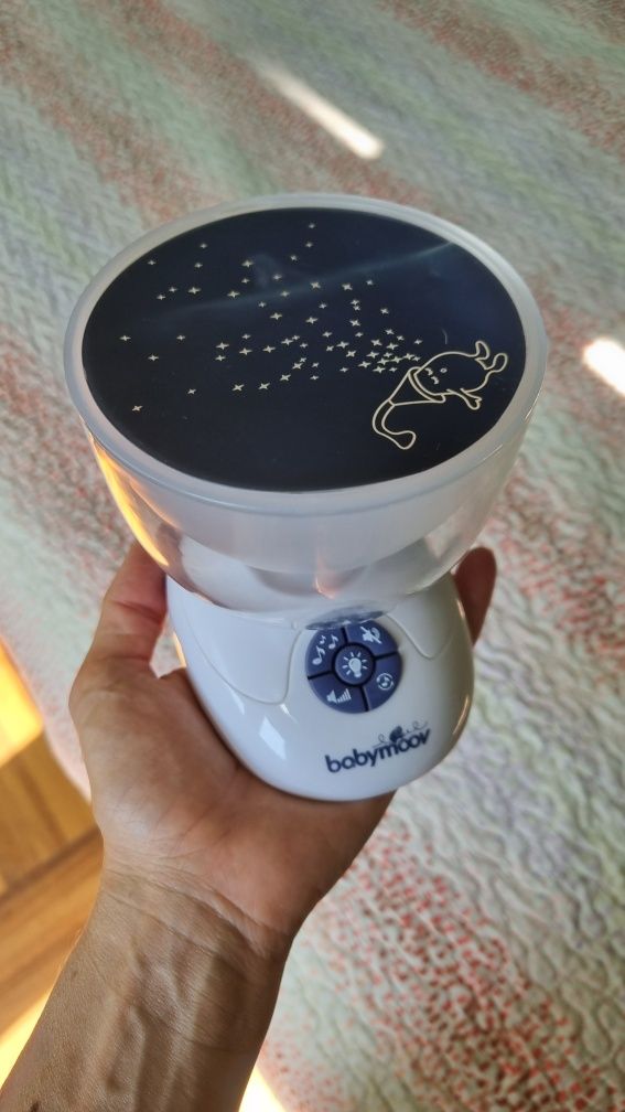 Бебешка нощна лампа проектор babymoov