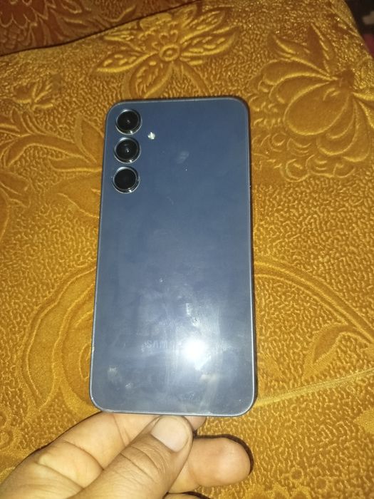 Samsung Galaxy a35 sotiladi