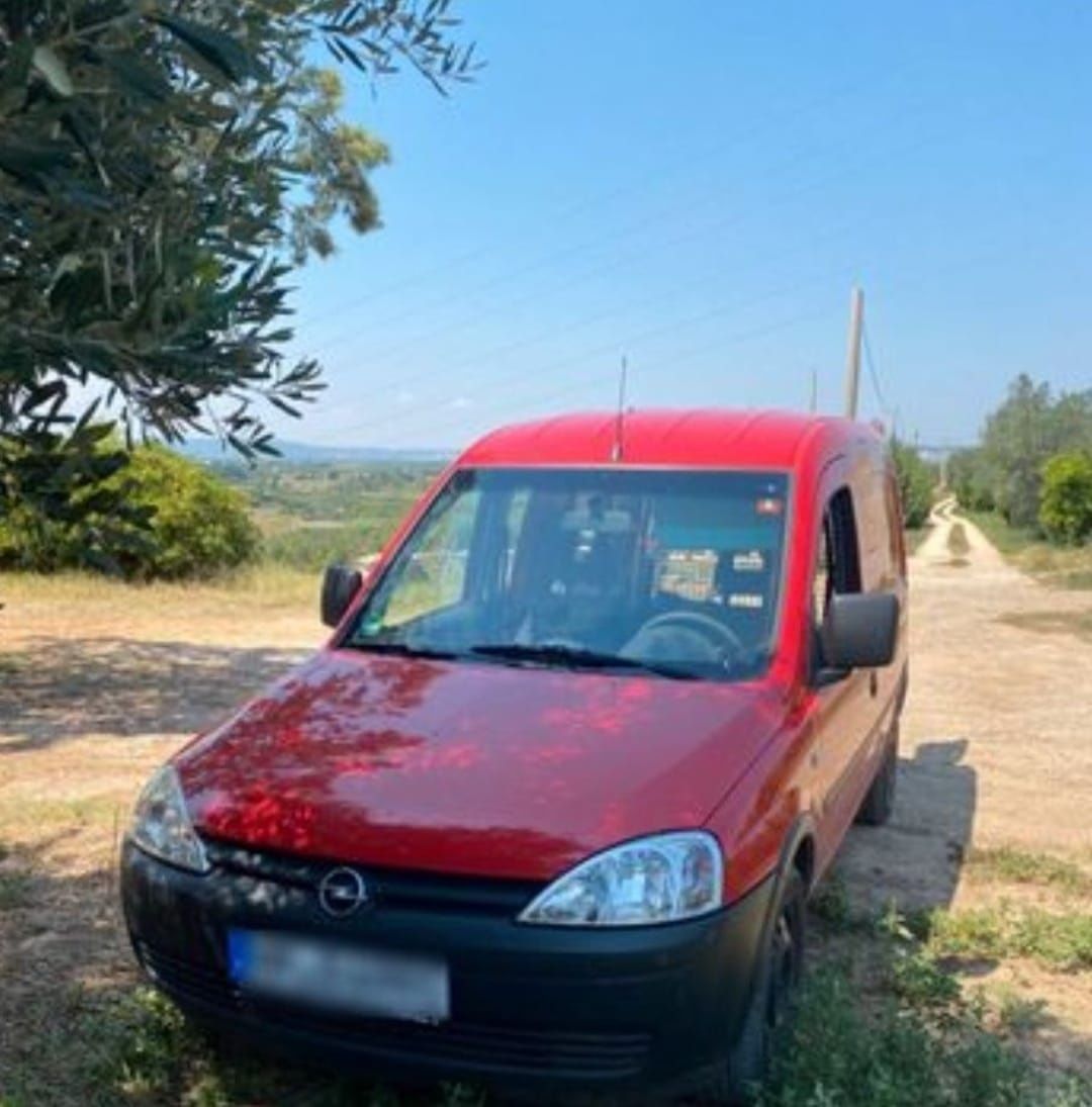 Dezmembrez Opel Combo 1.3cdti  1.7cdti  an 2005 Orice piesă!