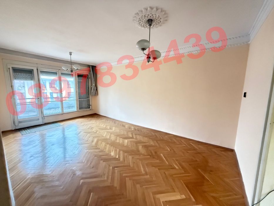 Четиристаен апартамент - Център Бургас - без комисионна