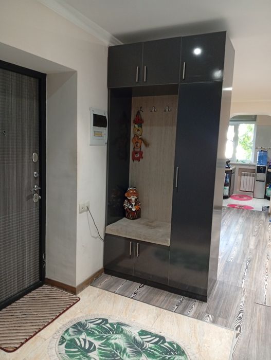 Продаю свою уютную квартиру 77 серия 3/3/4 не торцевой