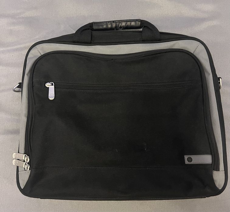 Vand genta laptop marca hp