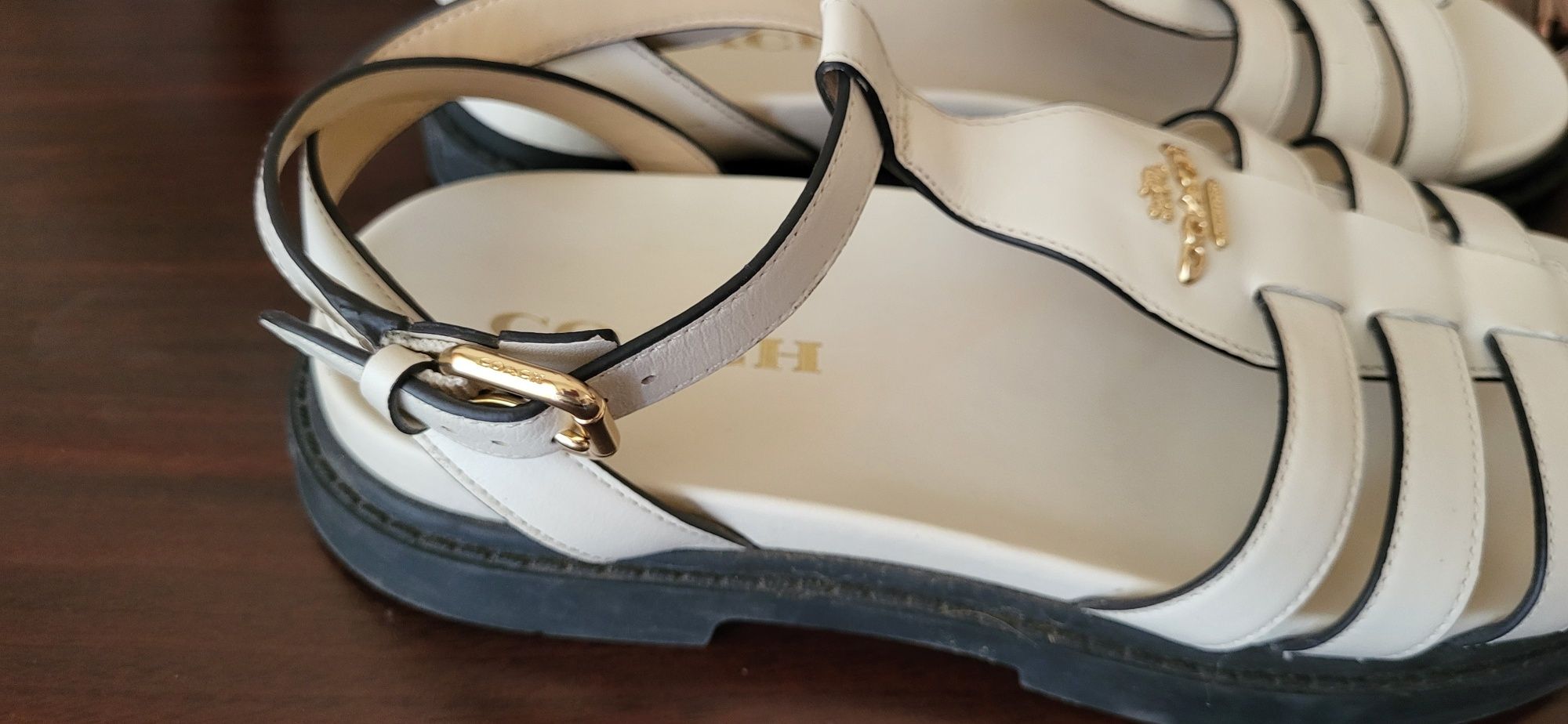 Дамски сандали COACH