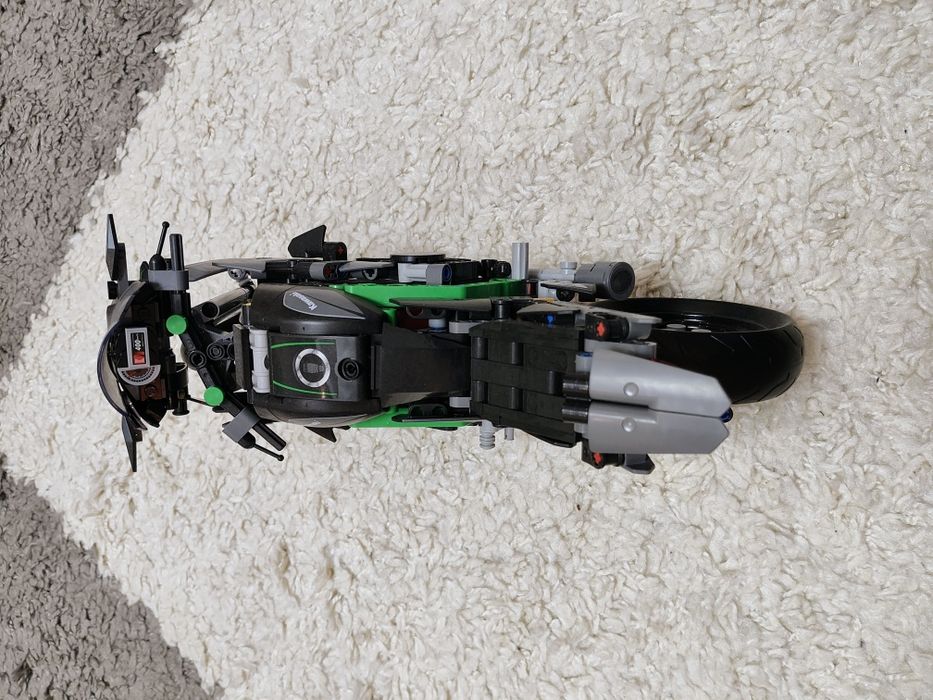 Lego Tehnic motocicleta Kawasaki Ninja H2R