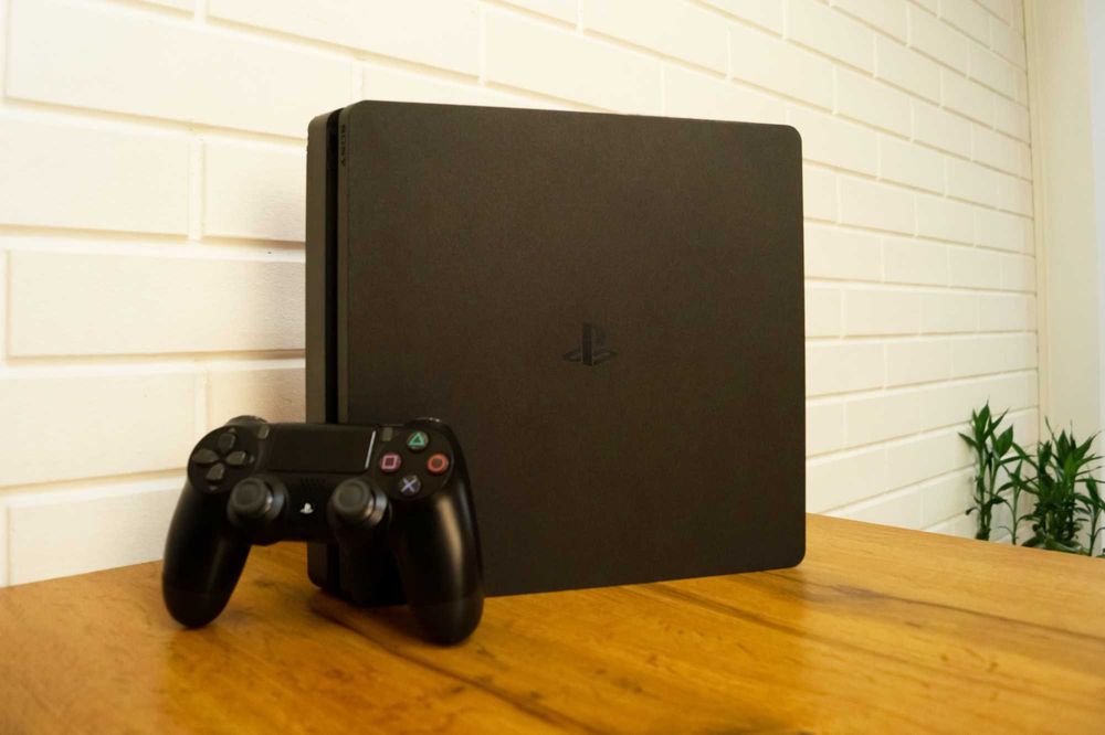 Sony PlayStation 4 Slim  1TB  Рассрочка 0-0-12  Магазин Red Geek