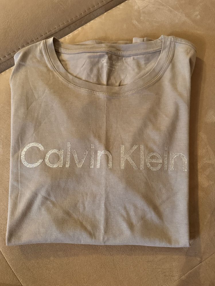 Оригинални блузки Calvin Klein,Guess