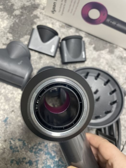 Uscator Dyson Supersonic HD08 Pink