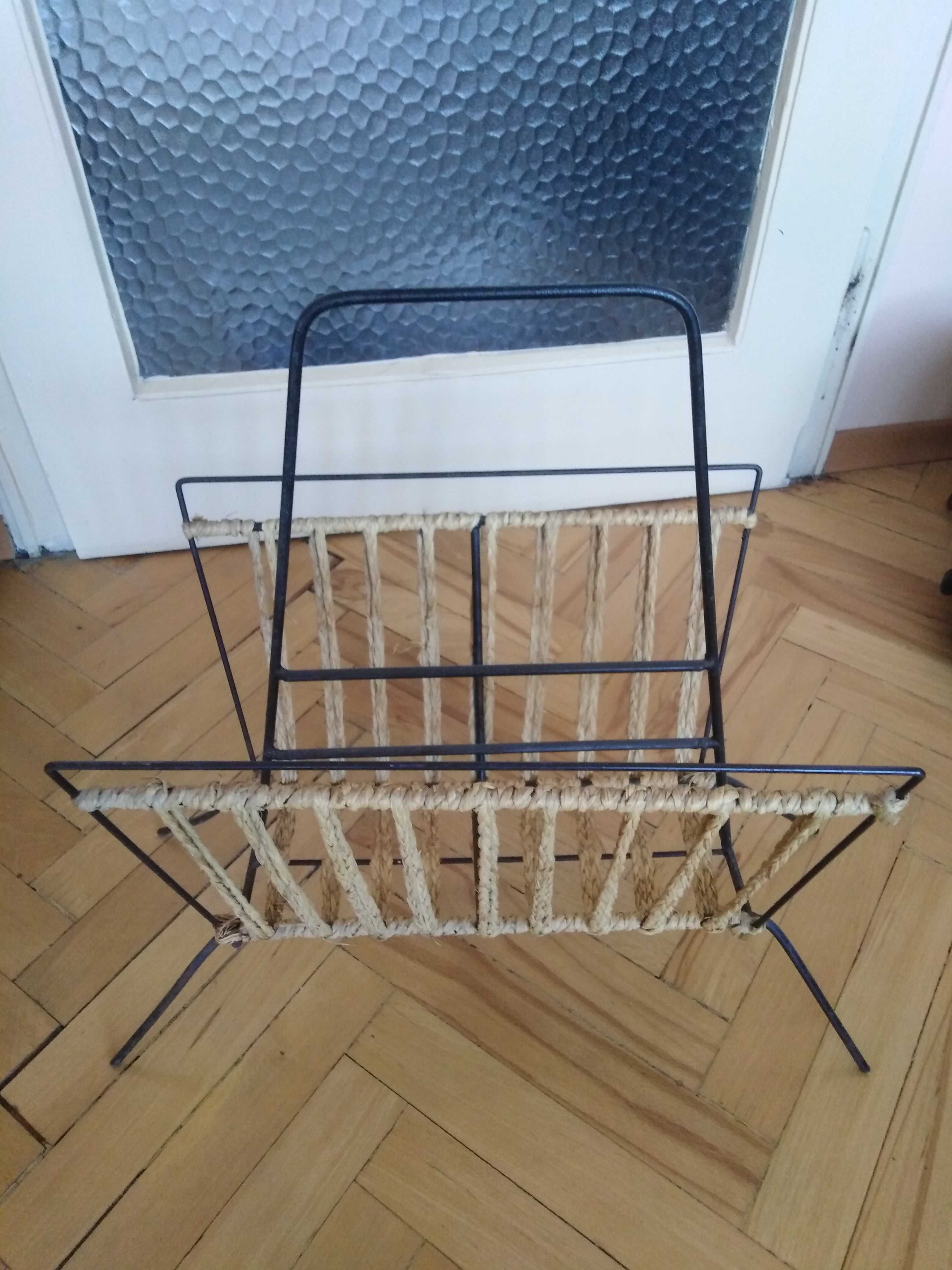 Поставка за вестници