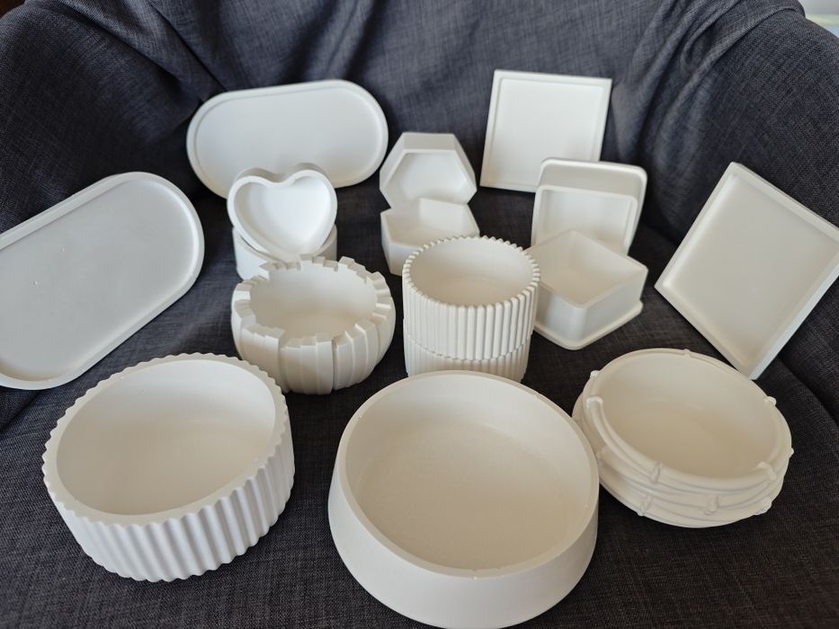 Керамични кашпи различни модели