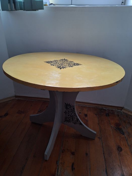 Маси за хол/трапезария