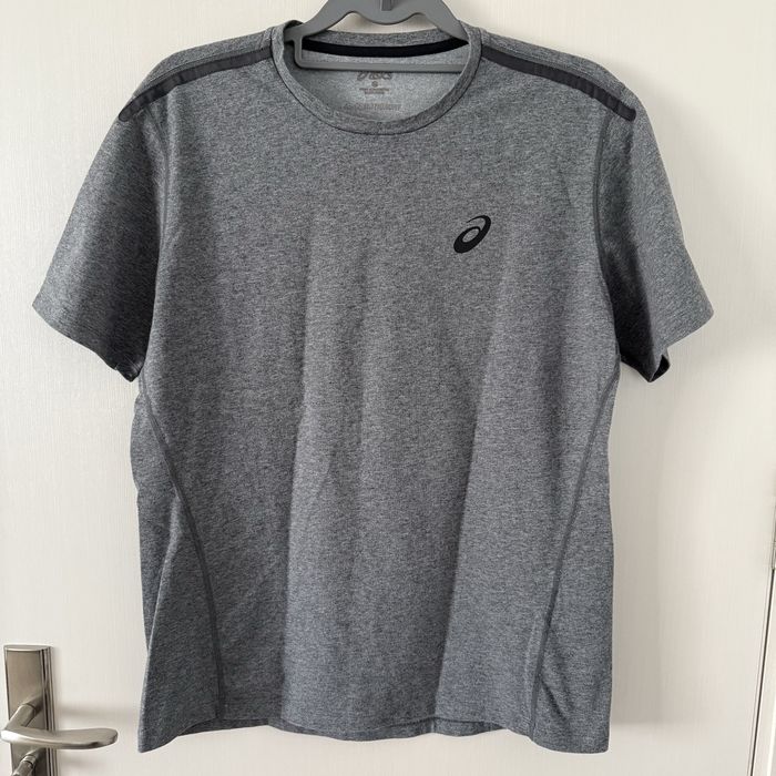Tricou Asics marimea S