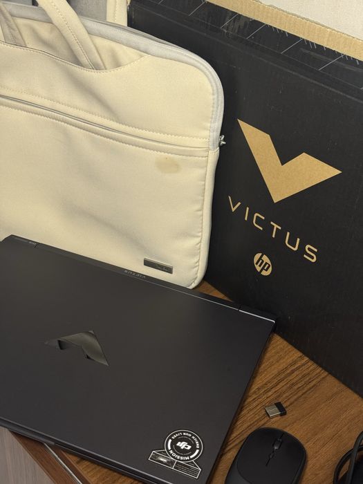 Victus by HP Gaming Laptop 15-fb1013dx — как новый