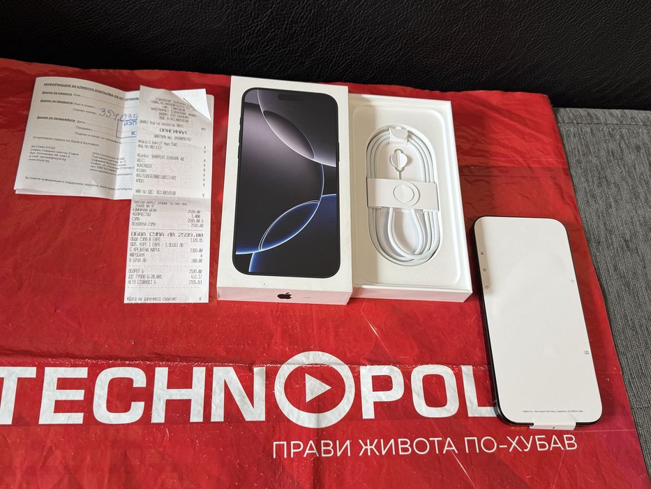 ЧИСТО НОВ 256GB iPhone 16 Pro Max Yettel Гаранция 2028г. Black