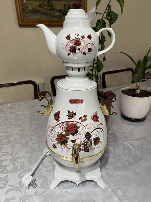 Электросамовар TriTower TT-781 белый