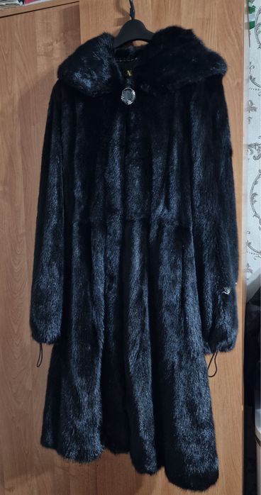 Продам норковую шубу