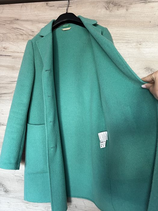 Тънко палто united colors of benetton