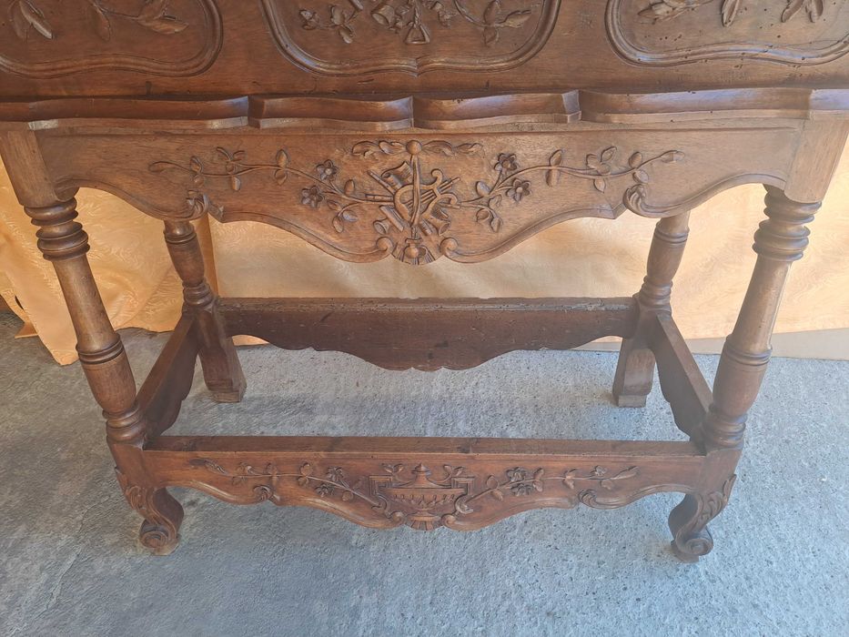 dulap vechi frantuzesc lemn nuc secol 18 - 19