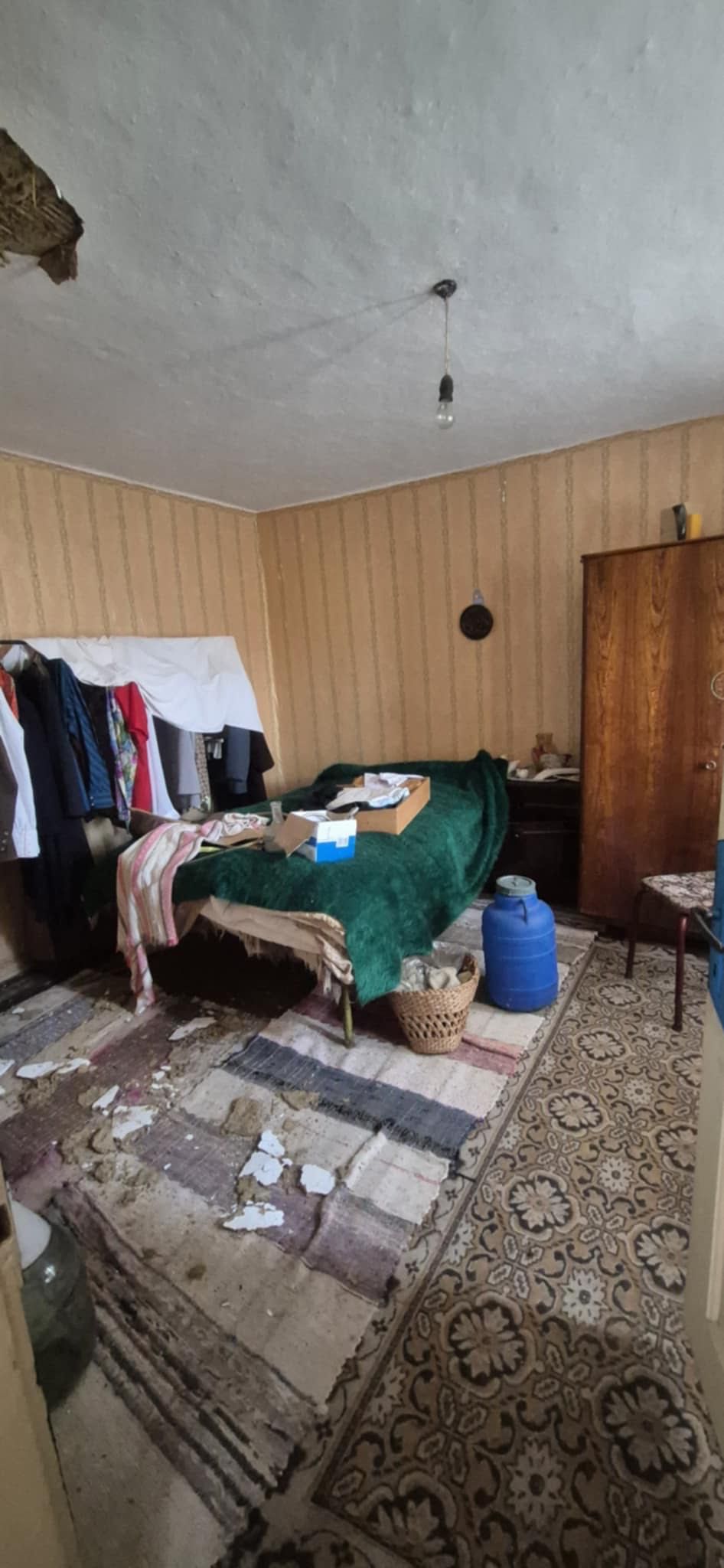 Продава се тухлена къща в с. Сребърна