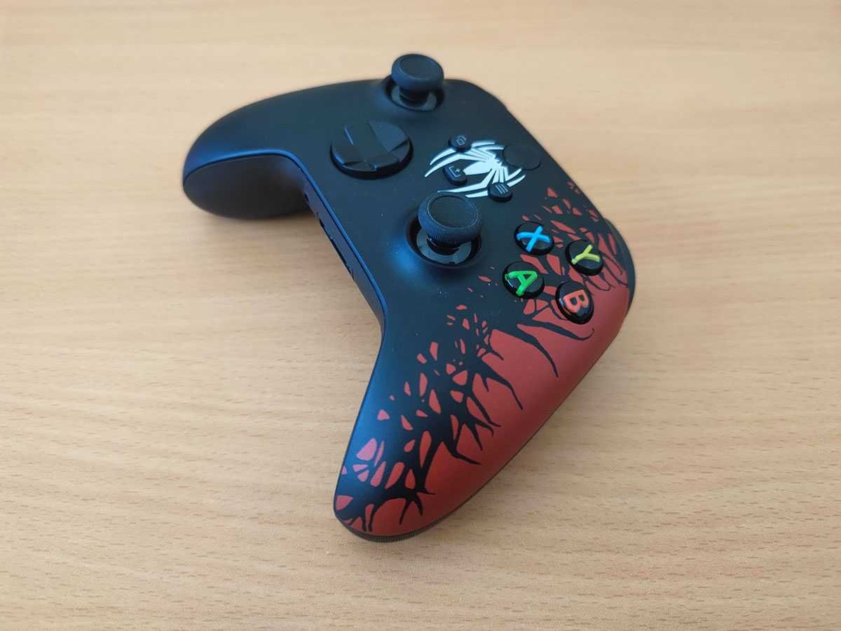 Контролер Spiderman за Xbox Series X и PC, оригинален джойстик