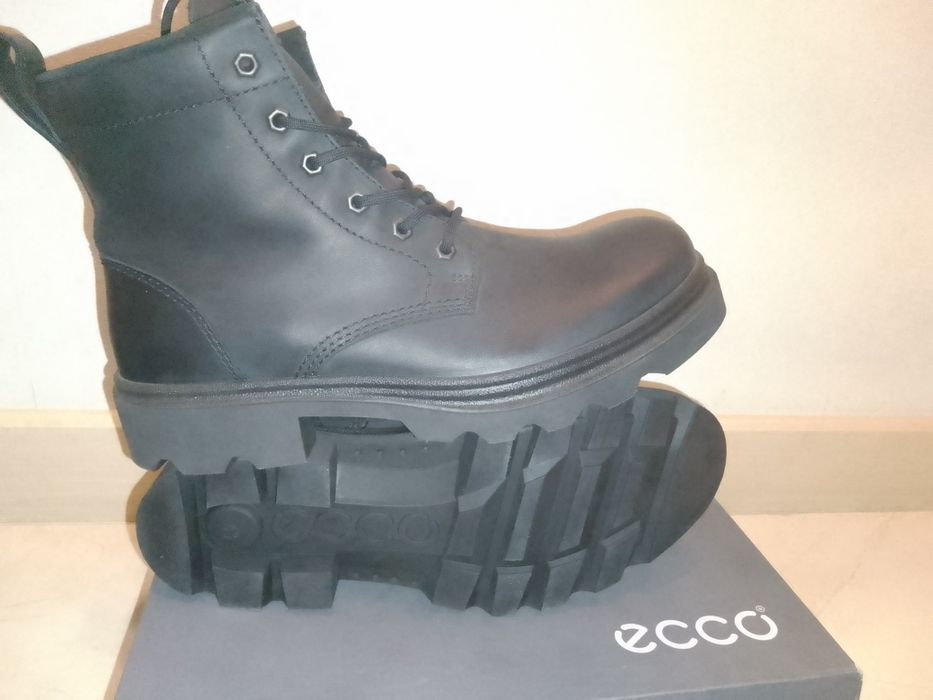 Ecco(Дания) зимние ботинки,42 и 43 р-ры