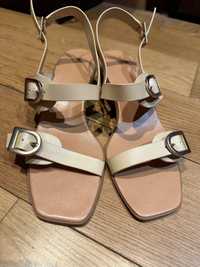 Sandale Charles & Keith, marime 39