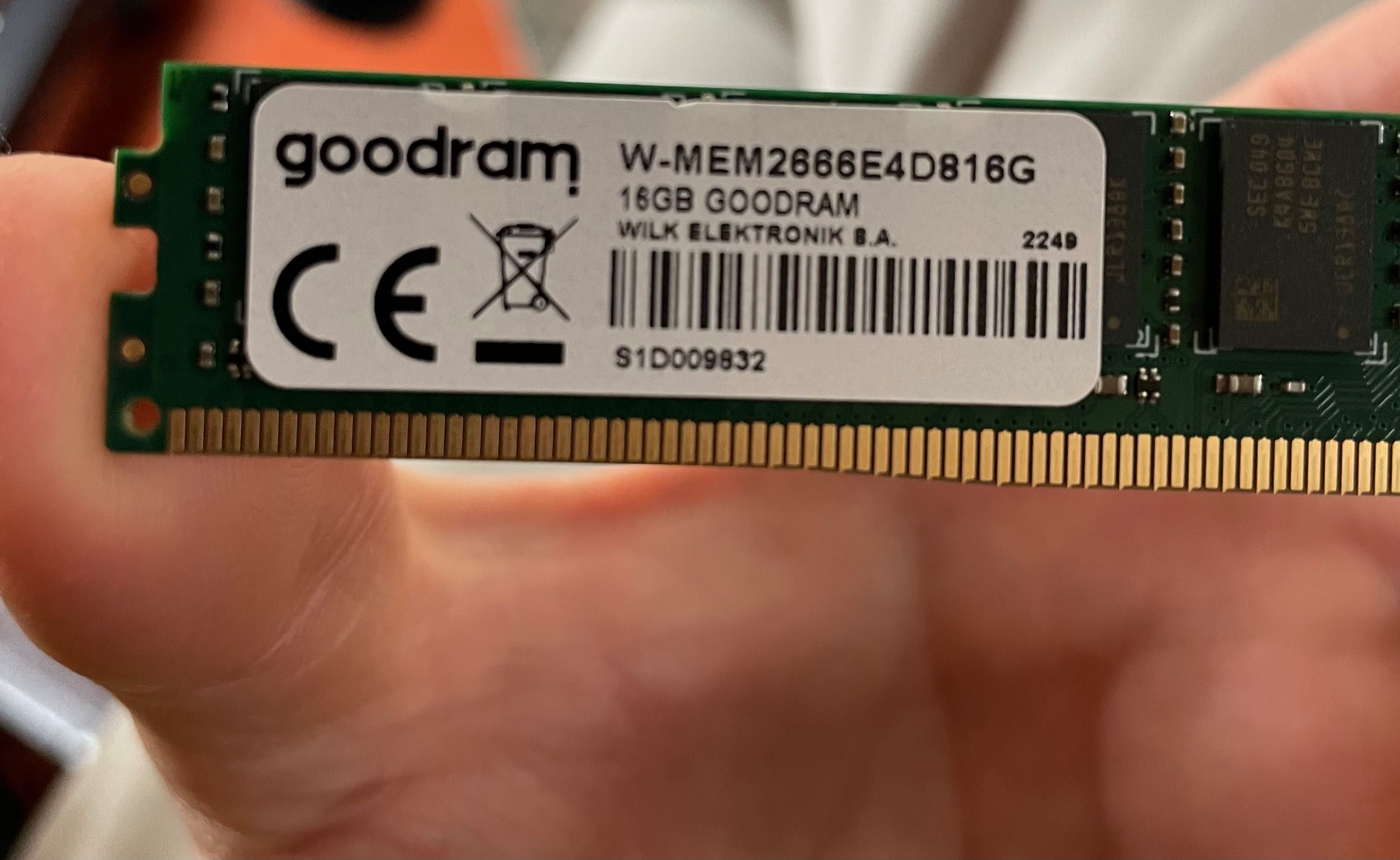 Kit 64GB Memorie RAM 4x DDR4 16GB ECC 2666Mhz - nou ambalaj desigilat