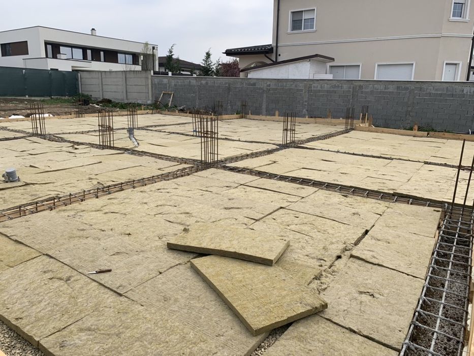 Firma serioasa executam case de la cota 0 la cheie, RENOVAM